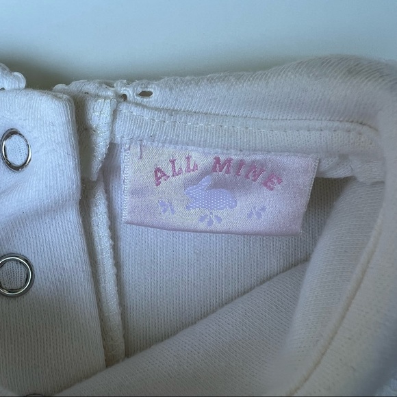 All Mine baby Girls long sleeve ivory bodysuit with eyelet collar /  6-9 M - Picture 8 of 9